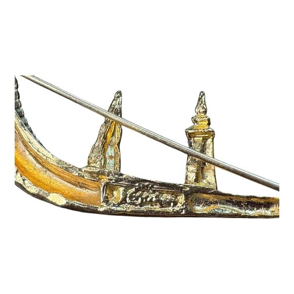 Vintage Thai Suphannahong Royal Barge Brooch Gold‎ Tone Enamel Pin Rhinestones - Picture 5 of 5